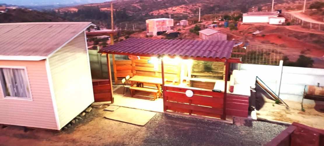 VENDO PARCELA CON CENTRO DE EVENTOS