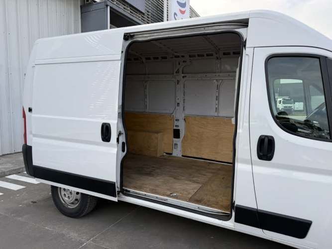 PEUGEOT BOXER 2023