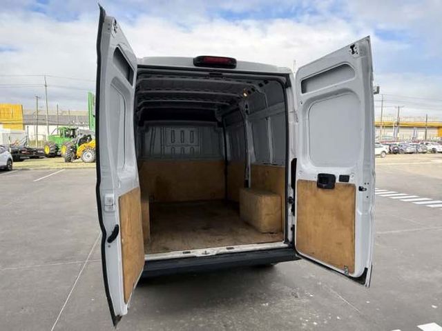 PEUGEOT BOXER 2023