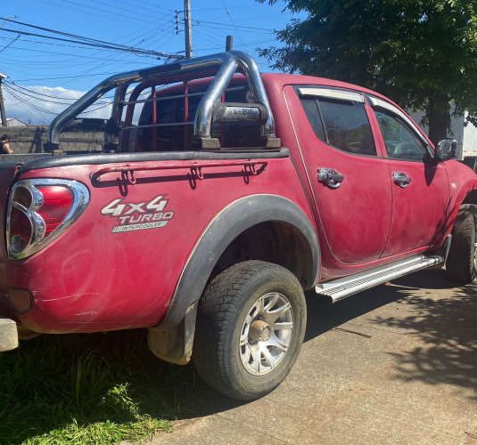 Mitsubishi L200 2013 – Excelente estado