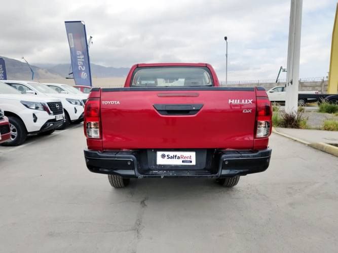 TOYOTA HILUX 2023
