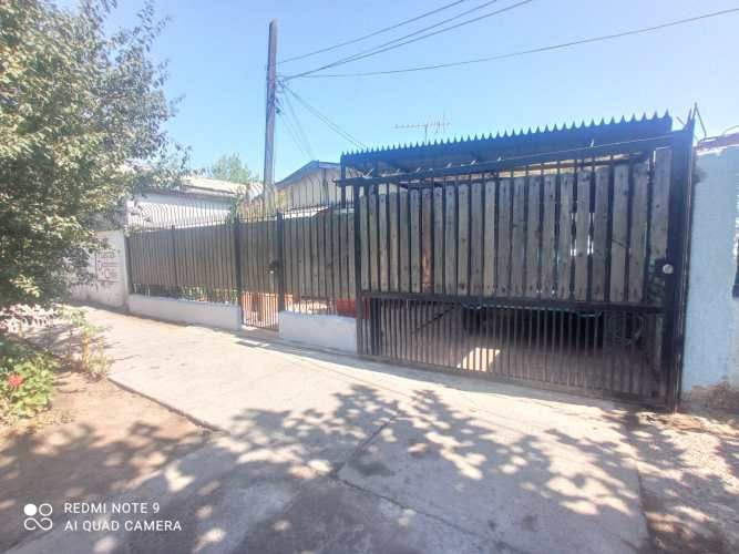 VENDO CASA 3D Y 1B CERCA MERTRO LO PRADO