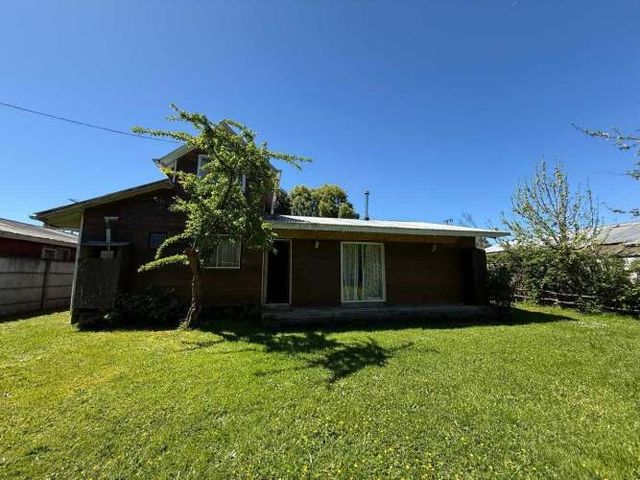 ESTUPENDA Y ACOGEDORA CASA EN FRUTILLAR ALTO (126596)