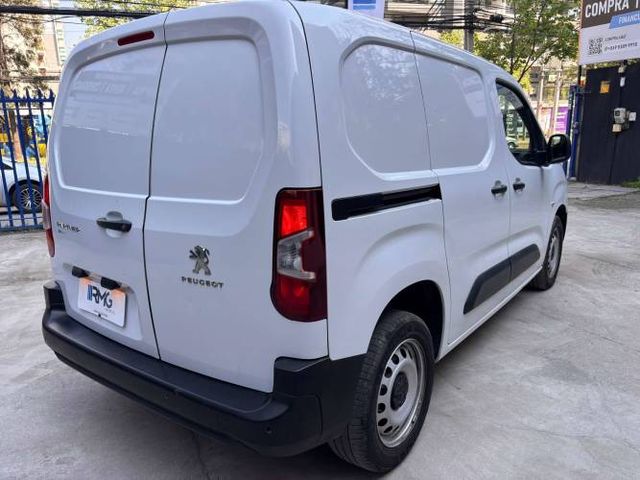 PEUGEOT PARTNER 2023