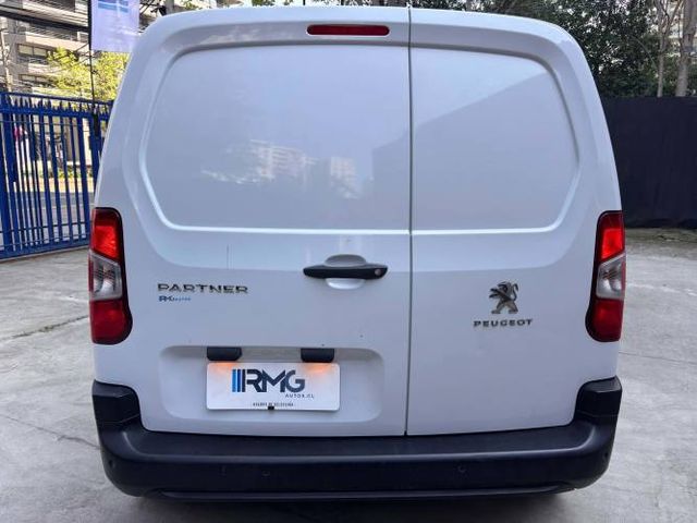 PEUGEOT PARTNER 2023