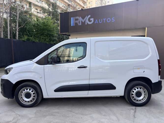 PEUGEOT PARTNER 2023