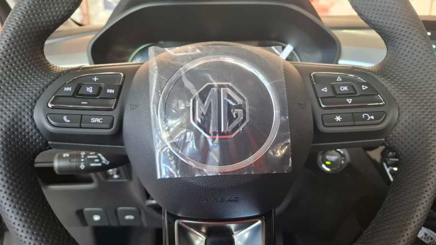 MG NEW MG5 DLX 1.5 AUT 2026