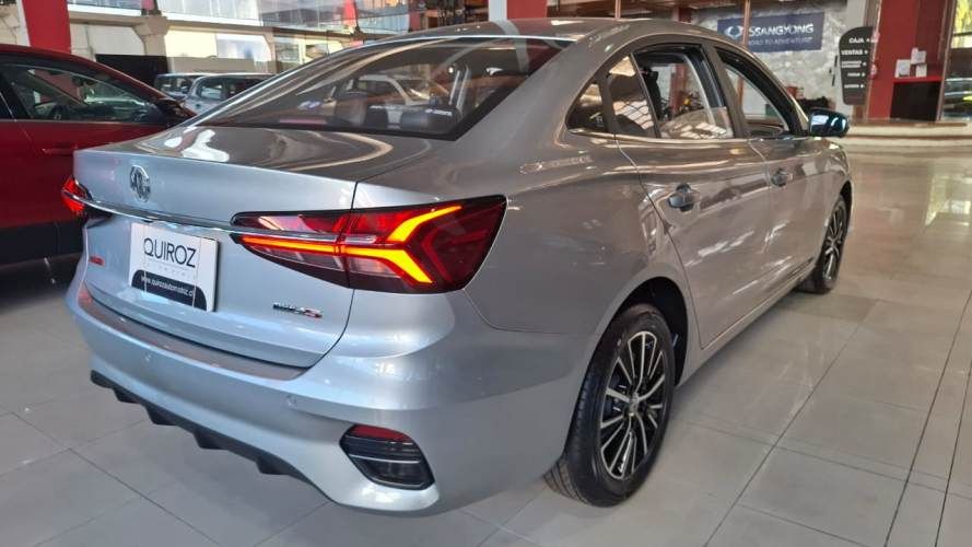 MG NEW MG5 DLX 1.5 AUT 2026