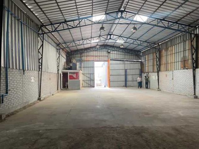 SE ARRIENDA BODEGA DE 240M2 - INDUSTRIAL - SAN BERNARDO