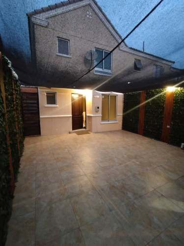 Vendo Hermosa Casa Sector Costa Laguna, Cond. San Marcos. 4doritorios 3baños 2Estacionamientos