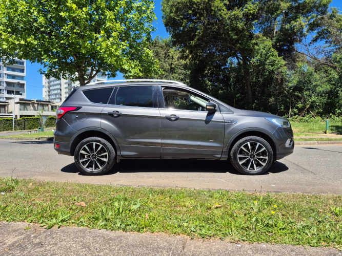 2019 FORD ESCAPE 4X4 Automotora RRMotors Concepción