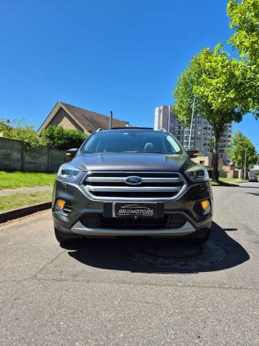 2019 FORD ESCAPE 4X4 Automotora RRMotors Concepción