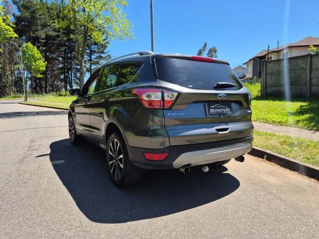 2019 FORD ESCAPE 4X4 Automotora RRMotors Concepción