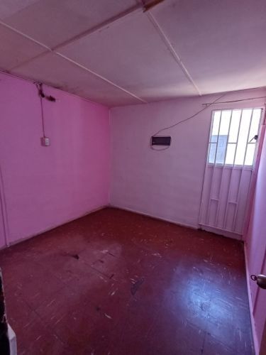 SE VENDE CASA DE UN PISO SECTOR NORTE,  LOS ALMENDROS