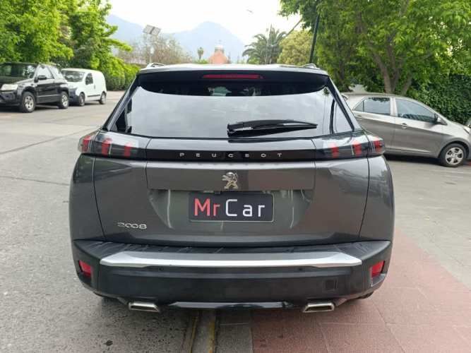 PEUGEOT 2008 2021