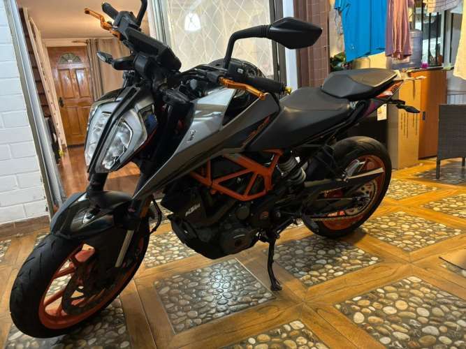 Ktm duke 390