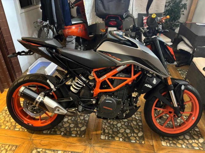 Ktm duke 390