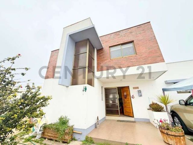 Arriendo casa sector Doña Rosita, Peñuelas