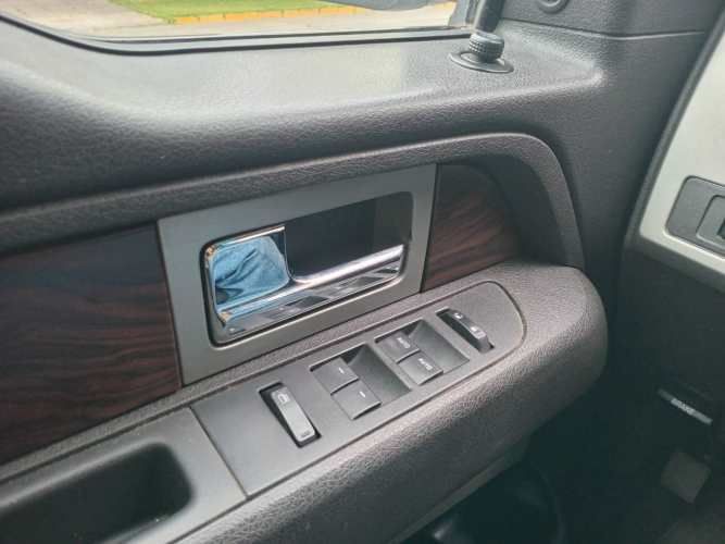 FORD F-150 LARIAT 5.0 4X4 AT 2012