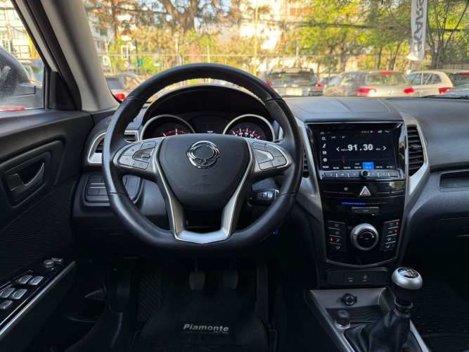 SSANGYONG TIVOLI  2019