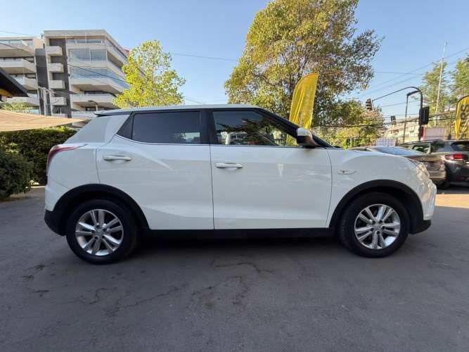 SSANGYONG TIVOLI  2019