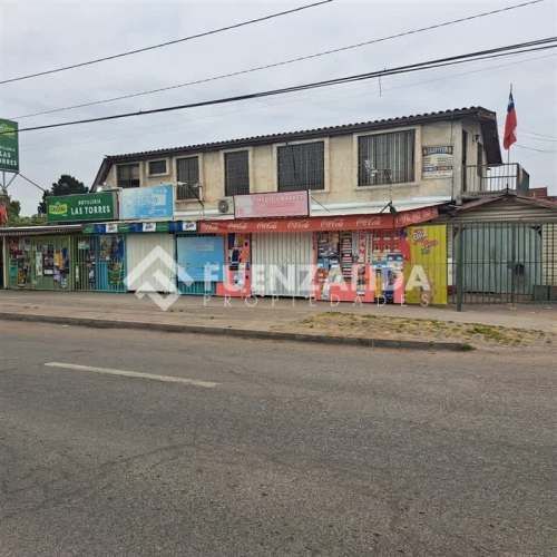 CASA Av Las Torres / Orleans