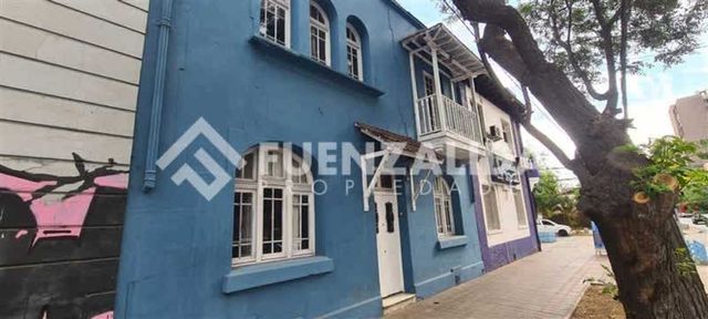 CASA Gamero con Av Independencia