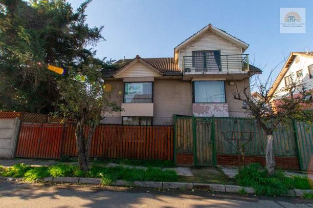 Se arrienda casa en Ciudad Satélite Maipú