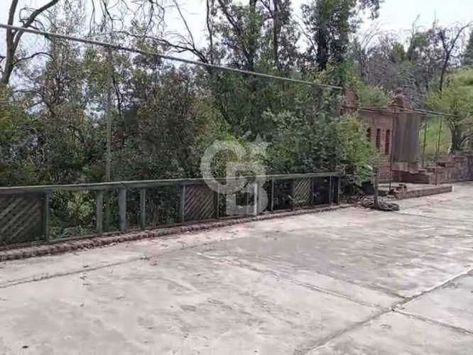 Gran Casa en Lo Barnechea, Barrio El Arrayán