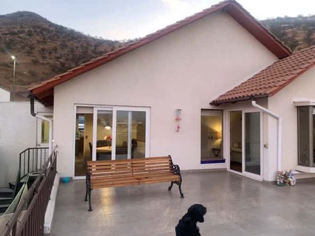 CASA CUATRO DORMITORIOS DOS ESTACIONAMIENTOS, LOMAS DE LO AGUIRRE