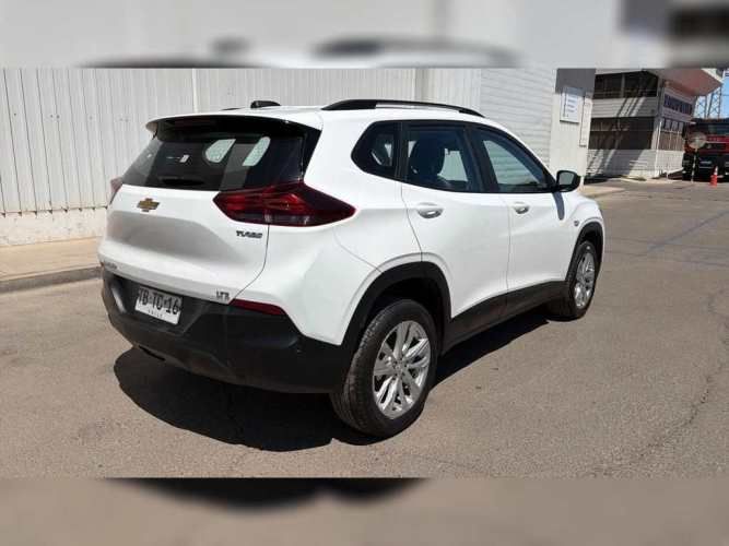 CHEVROLET TRACKER 2024