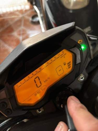 Se vende moto benelli tnt 150 (usada)