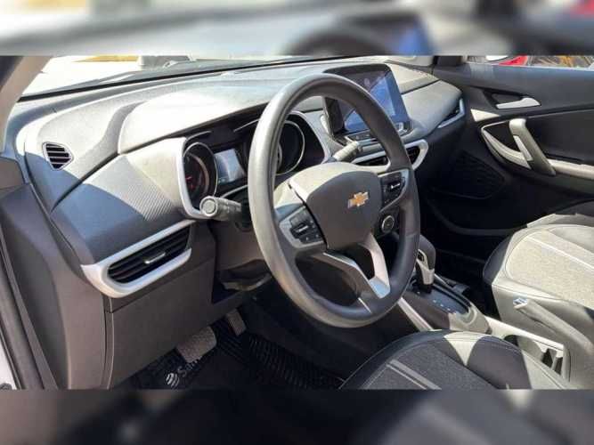 CHEVROLET TRACKER 2024