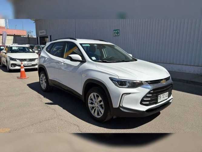 CHEVROLET TRACKER 2024