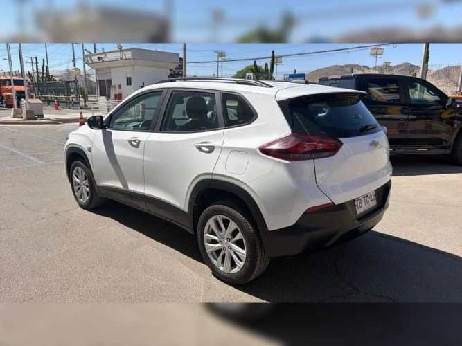 CHEVROLET TRACKER 2024