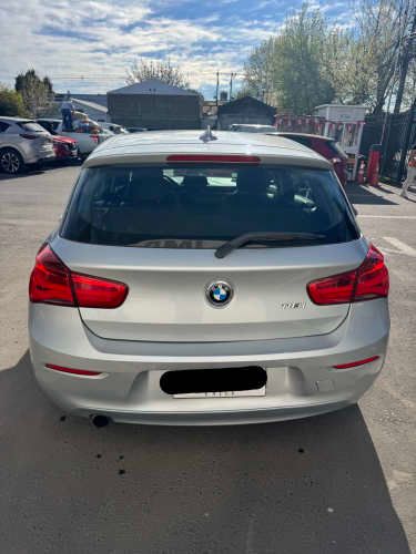 Auto BMW  2019 modelo 118