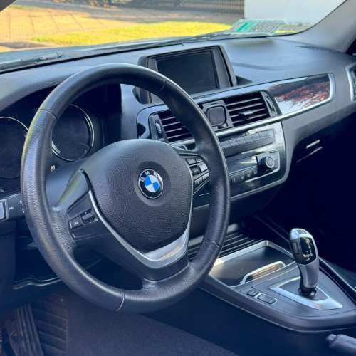 Auto BMW  2019 modelo 118