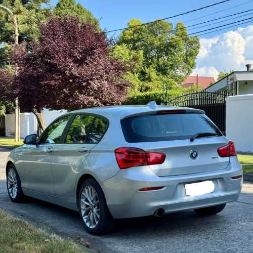 Auto BMW  2019 modelo 118