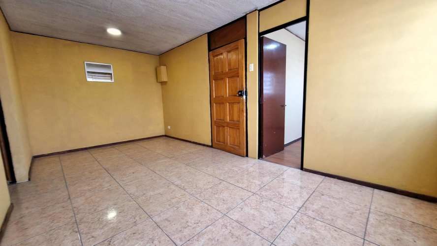 Departamento Av. 5 de Abril, a minutos de Metro Pajaritos, 3 dormitorios