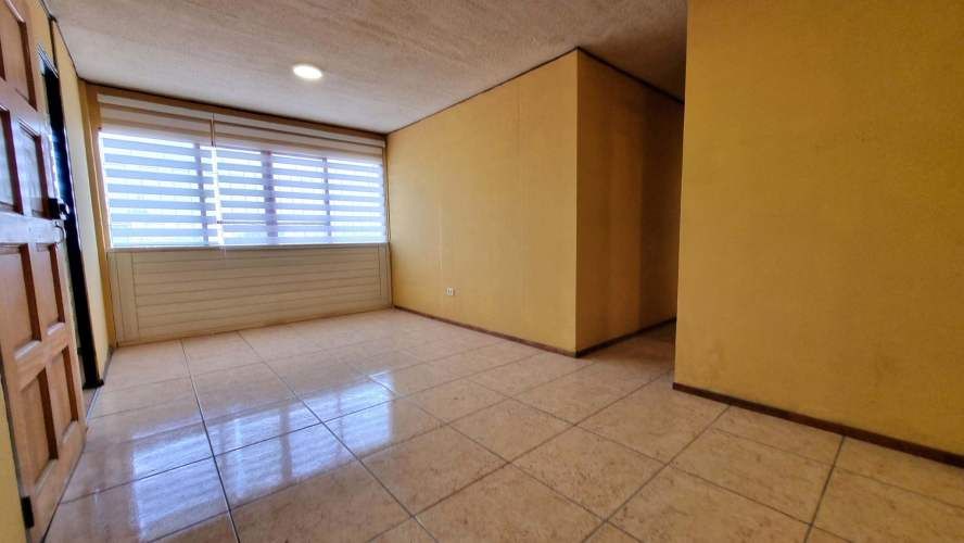 Departamento Av. 5 de Abril, a minutos de Metro Pajaritos, 3 dormitorios