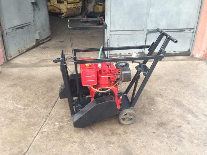 Vendedor maquinaria para construccion