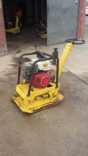 Vendedor maquinaria para construccion