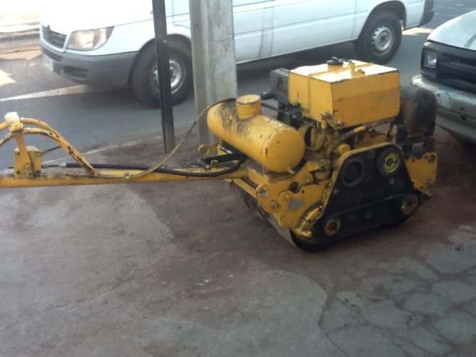 Vendedor maquinaria para construccion