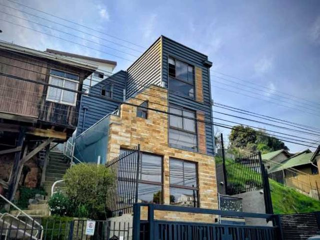 Venta de Edificio Con Dos Departamentos en Quilpue