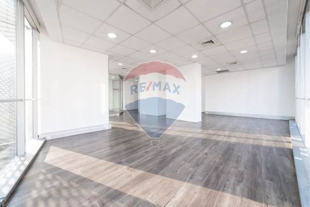 Arriendo oficina en providencia