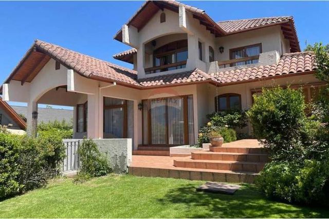 Espectacular casa en san carlos de apoquindo