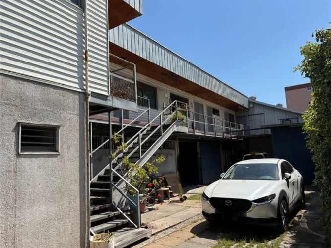 BODEGA Autopista Central