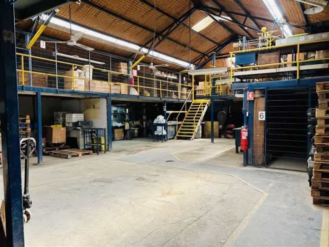 BODEGA Autopista Central