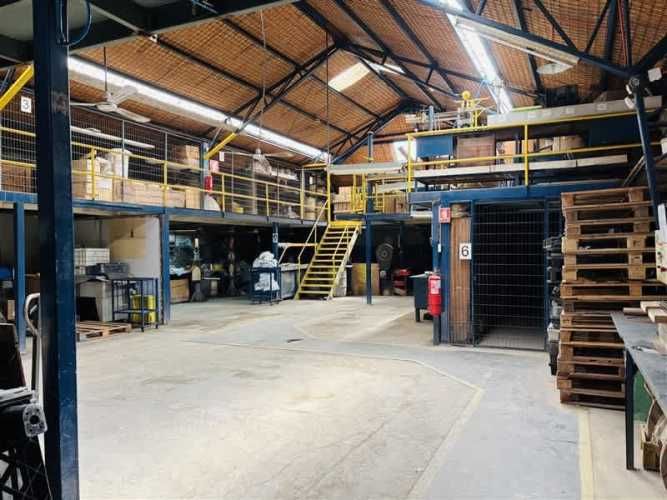 BODEGA Autopista Central