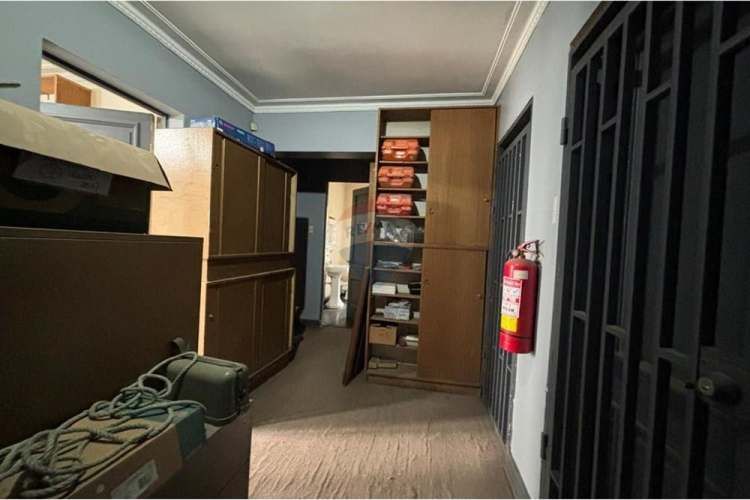 "amplia casa años 40 en ñuñoa, oportunidad única"